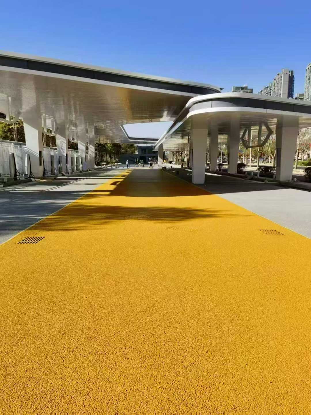 黃色透水混凝土應(yīng)用案例http://www.jinxuanj.cn